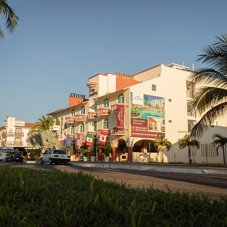 Отель Casa Danna Huatulco Санта-Крус-Хуатулко Экстерьер фото