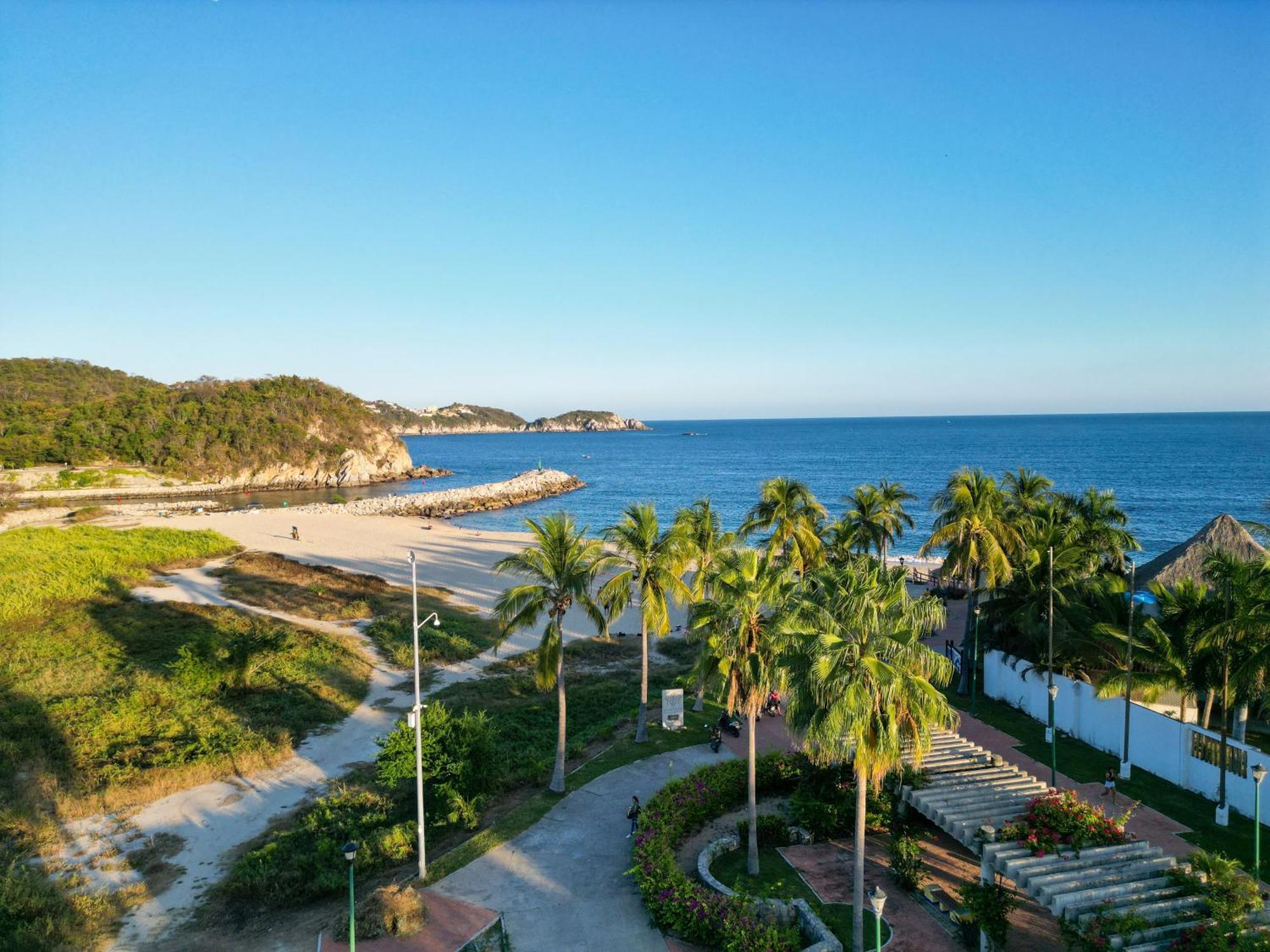 Отель Casa Danna Huatulco Санта-Крус-Хуатулко Экстерьер фото