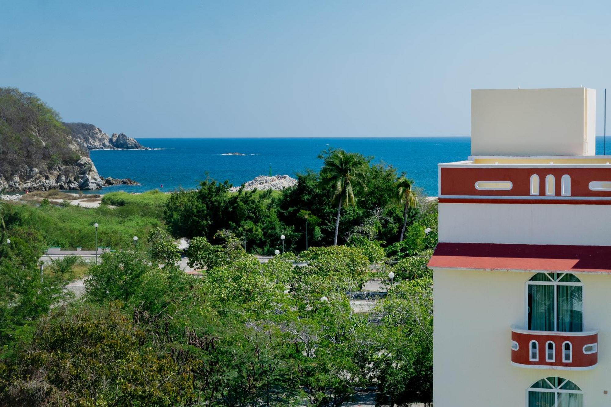Отель Casa Danna Huatulco Санта-Крус-Хуатулко Экстерьер фото