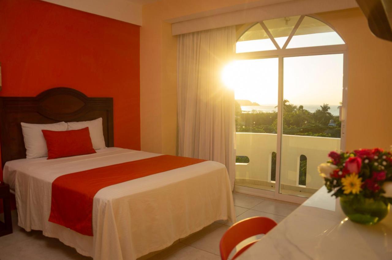 Отель Casa Danna Huatulco Санта-Крус-Хуатулко Экстерьер фото